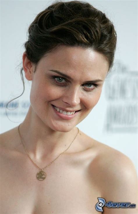 emily deschanel nudes|Emily Deschanel Nude Pics & Videos, Sex Tape